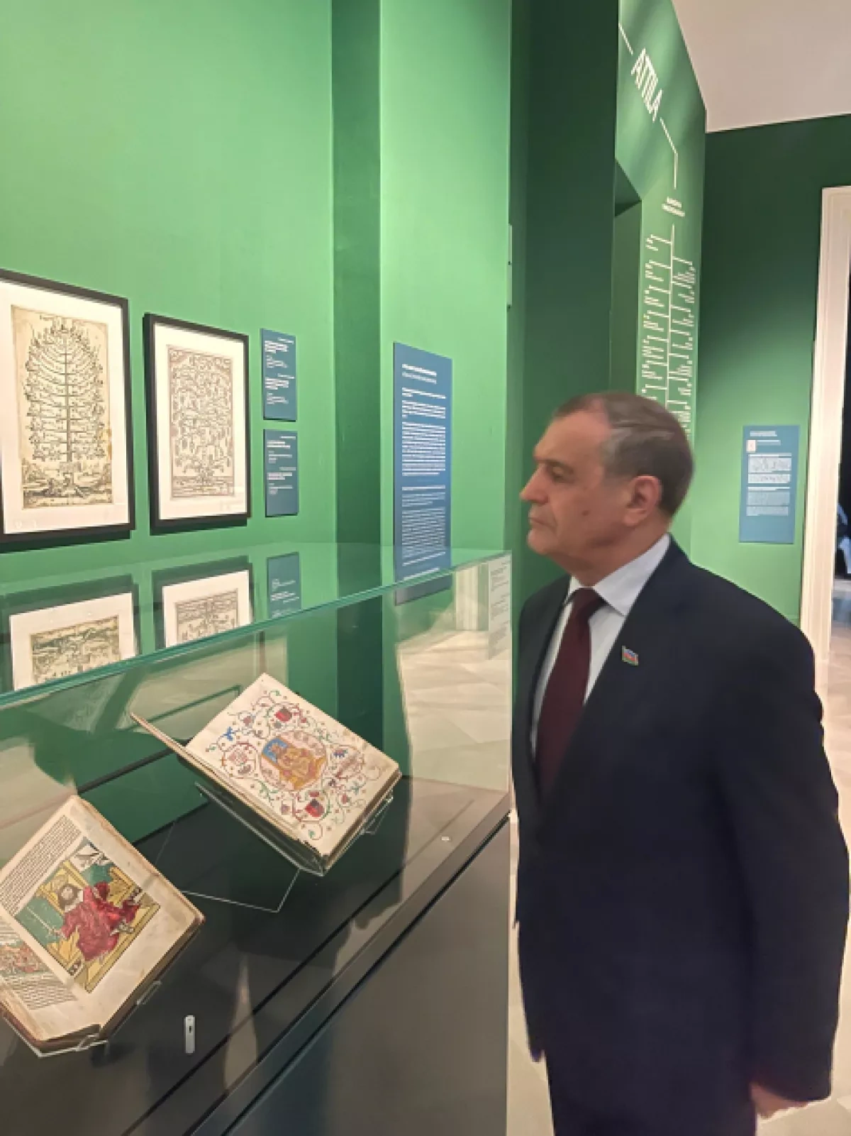 Azerbaijan’s National Library director visits Hungary to boost cultural ties PHOTO