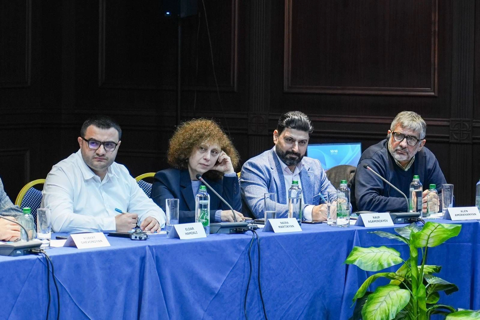 Armenia hosts roundtable with Azerbaijani and Armenian civil society representatives under “Bridge of Peace” initiative (PHOTO)