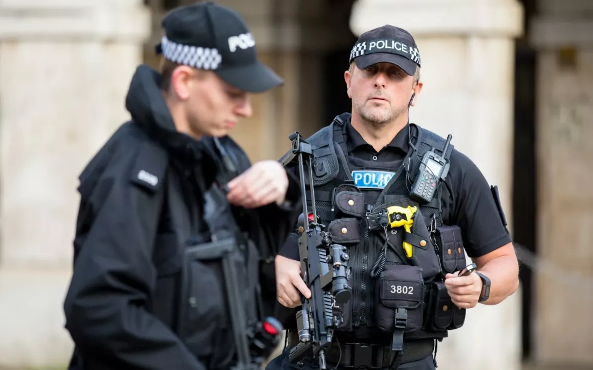 Police arrest eight in London arson investigation