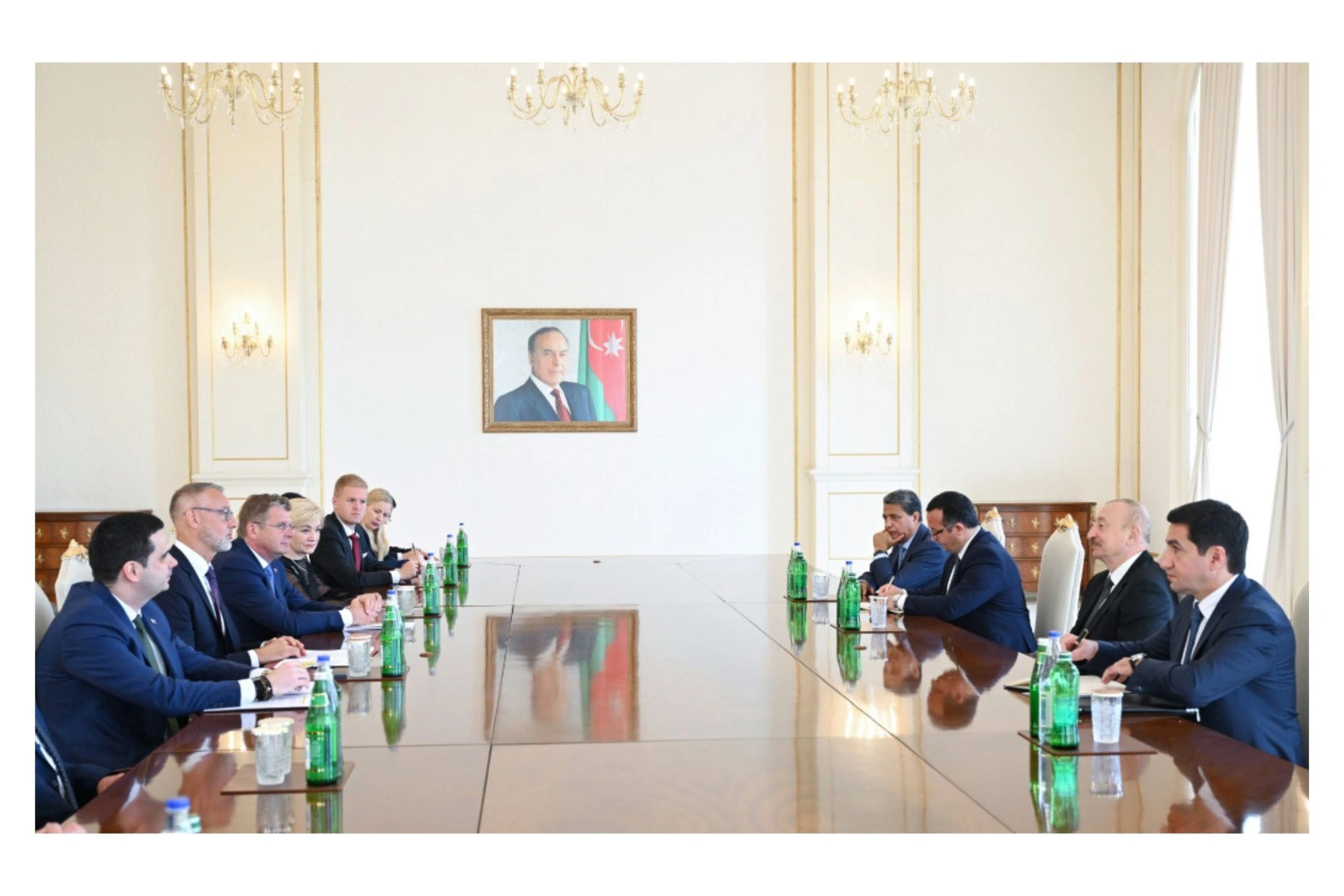President Ilham Aliyev receives delegation led by Speaker of National Council of Slovakia (PHOTO)