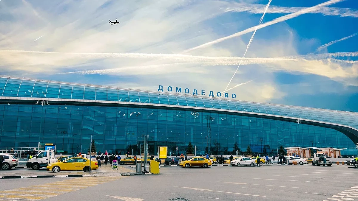 Moscow airport restrictions delay S7 airlines flights