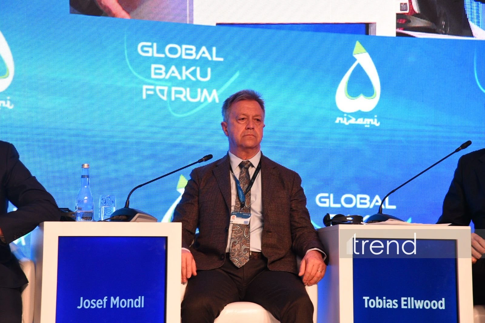 Josef Mondl highlights China’s contribution to global governance amid world fragmentation