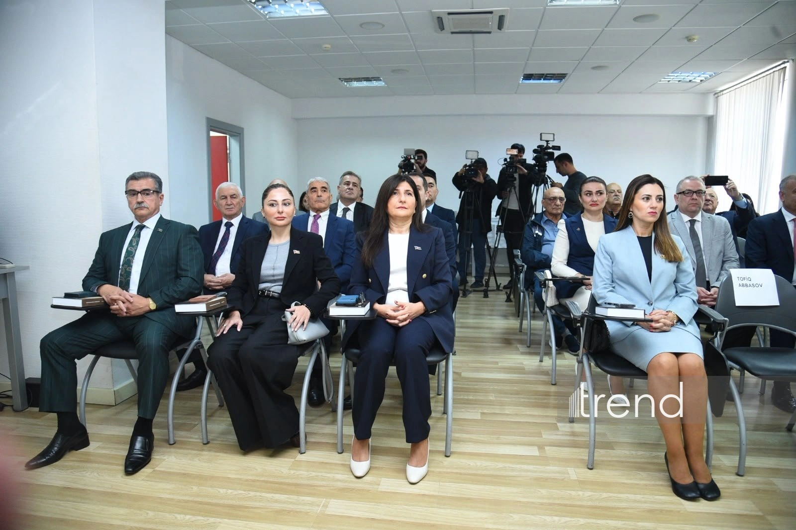 Azerbaijani security veteran presents book “View through security prism” (PHOTO)