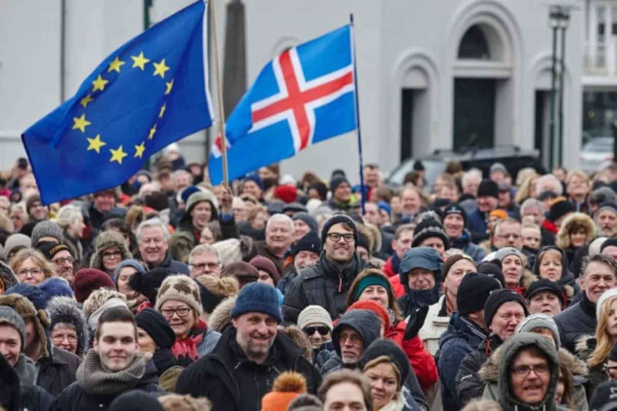 Iceland vote puts EU membership back on the table