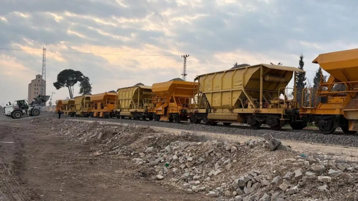 Türkiye completes major modernization of railway lines on Syrian border PHOTO