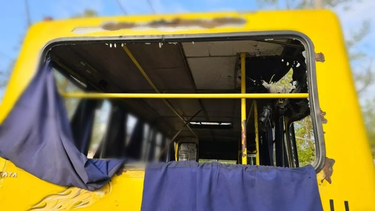 Russian drone strike hits bus in Kherson, two killed PHOTO