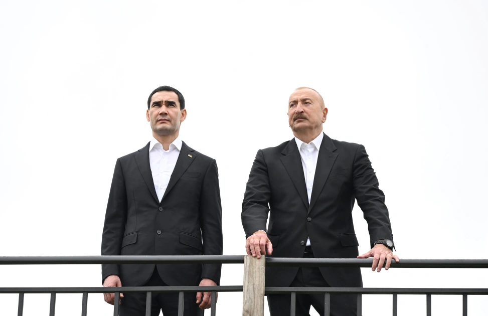 President Ilham Aliyev gifts President of Turkmenistan a Garabagh horse (PHOTO)