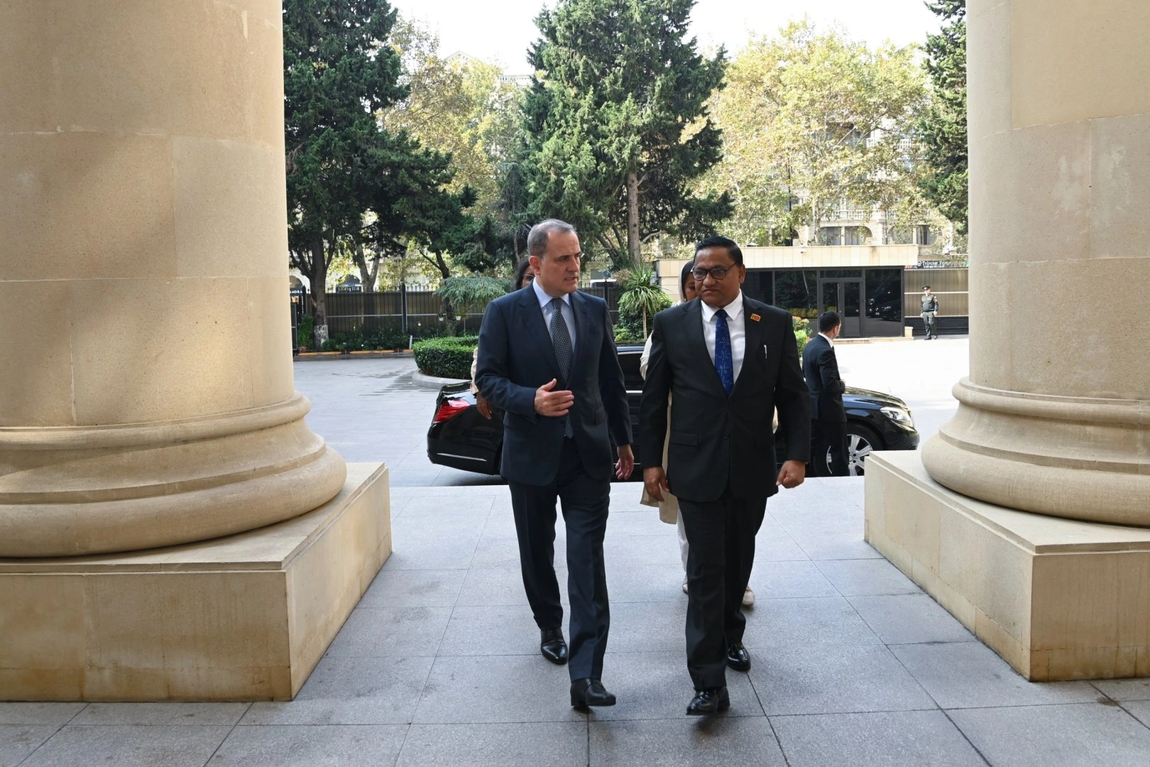 Azerbaijan, Sri Lanka discuss tourism, education, energy cooperation (PHOTO)