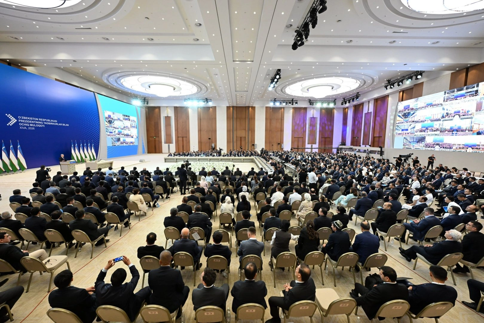 Uzbekistan targets $1B in annual foreign capital through IPOs