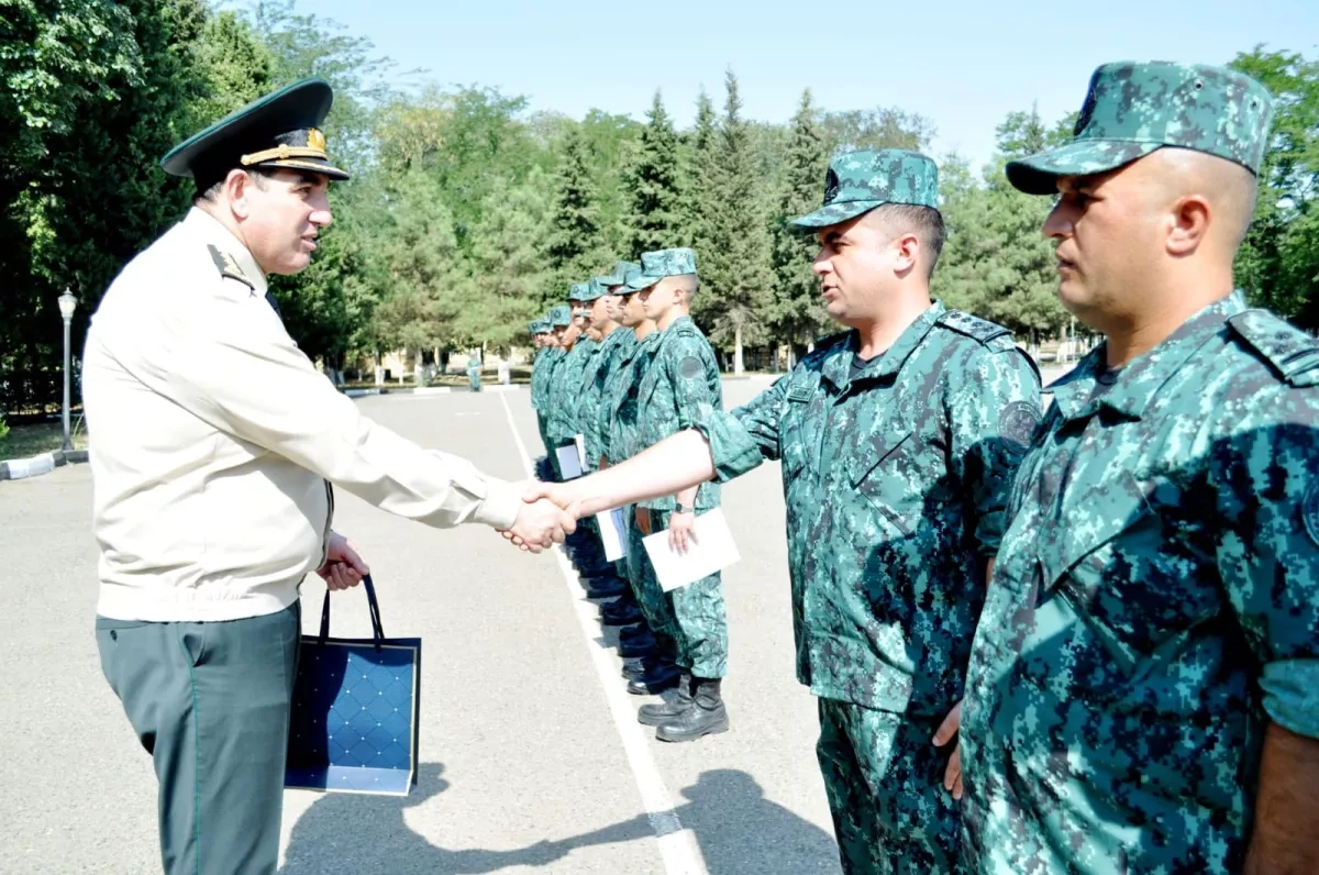 Azerbaijan’s military prosecutors visit border guards, honor their service PHOTO