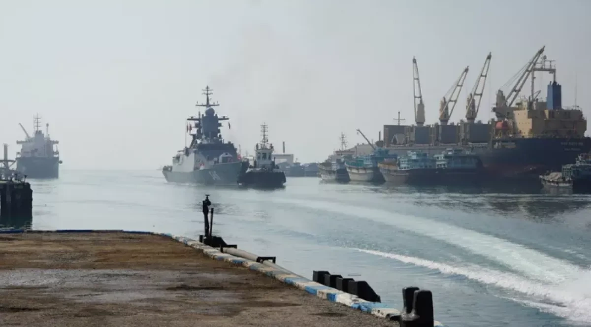 Moscow, Tehran boost maritime security cooperation in Gulf maneuvers PHOTO