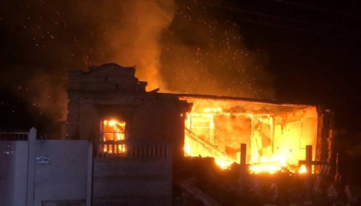 Russian overnight strike on Ukraine's Zaporizhzhia injures a woman, hits infrastructure