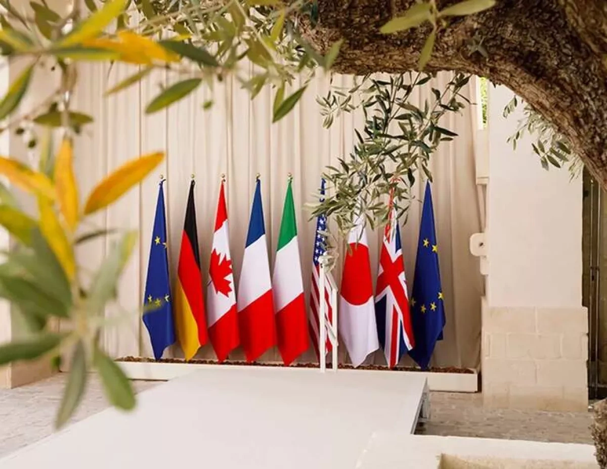 G7 leaders meet in France as US-Iran deal looms over summit