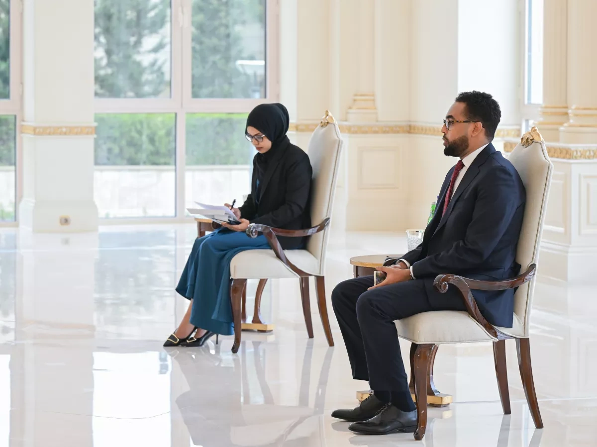 President Aliyev accepts credentials from new Somali ambassador PHOTO