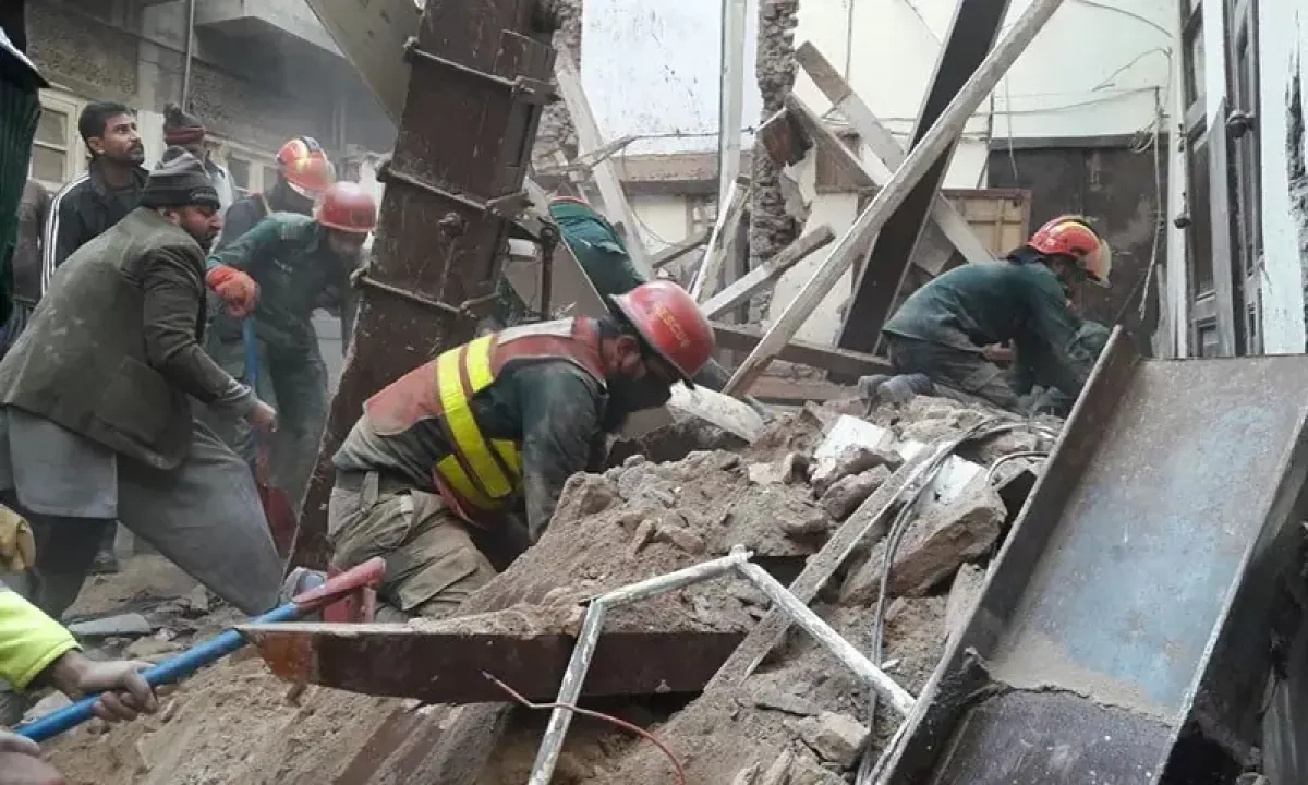 At least seven children feared dead in Pakistan tuition centre collapse