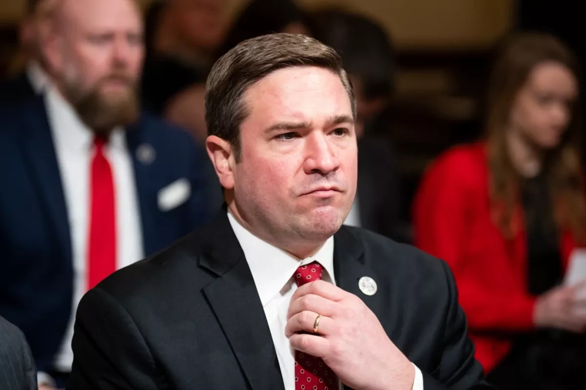 FBI co-deputy director steps down amid leadership changes