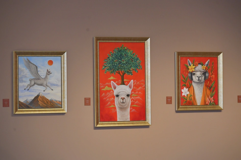 Alpacas by Sol Alejo shine at Baku’s Heydar Aliyev Center (PHOTO/VIDEO)