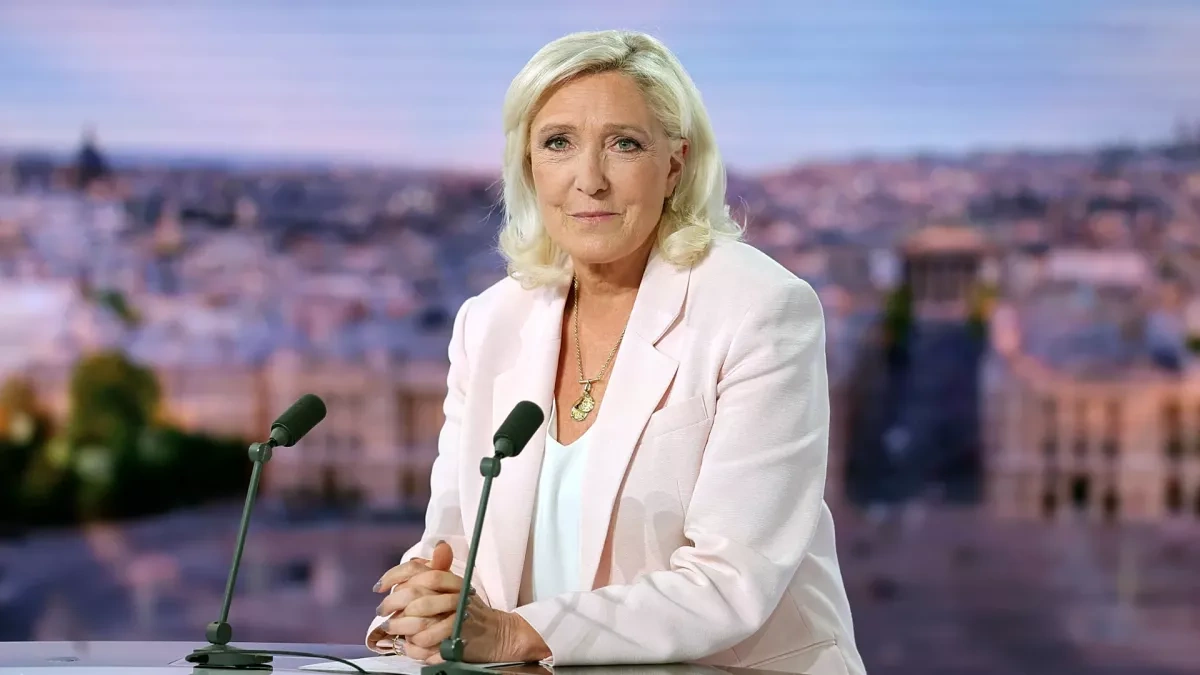 France’s biggest union targets Le Pen ahead of 2027 election