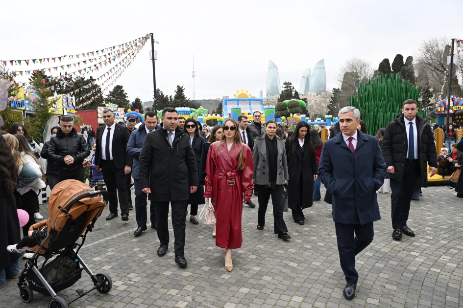 Alena Aliyeva visits Novruz fair (PHOTO)