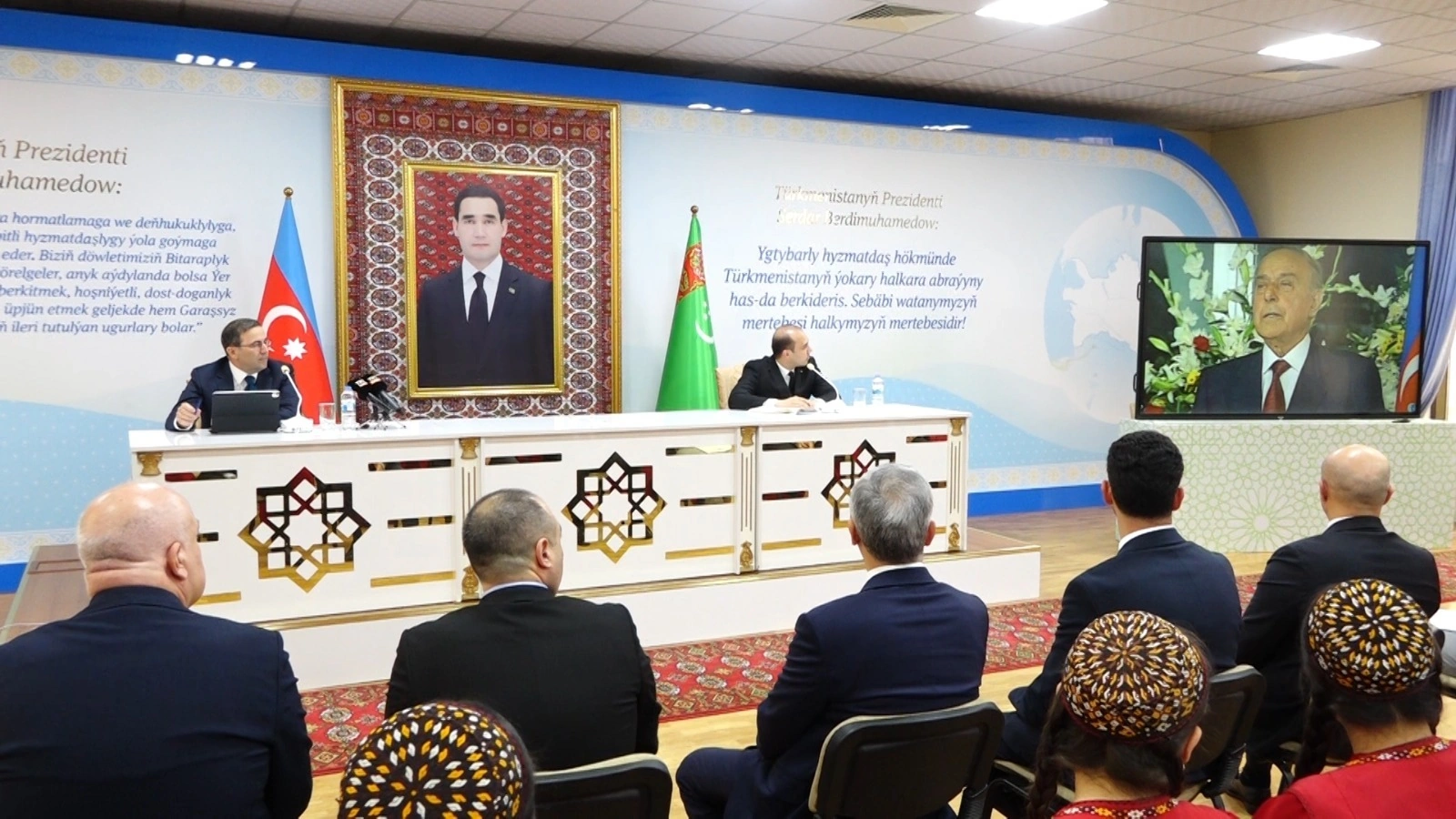 Turkmenistan celebrates 103rd anniversary of birth of National Leader of Azerbaijan Heydar Aliyev (PHOTO)