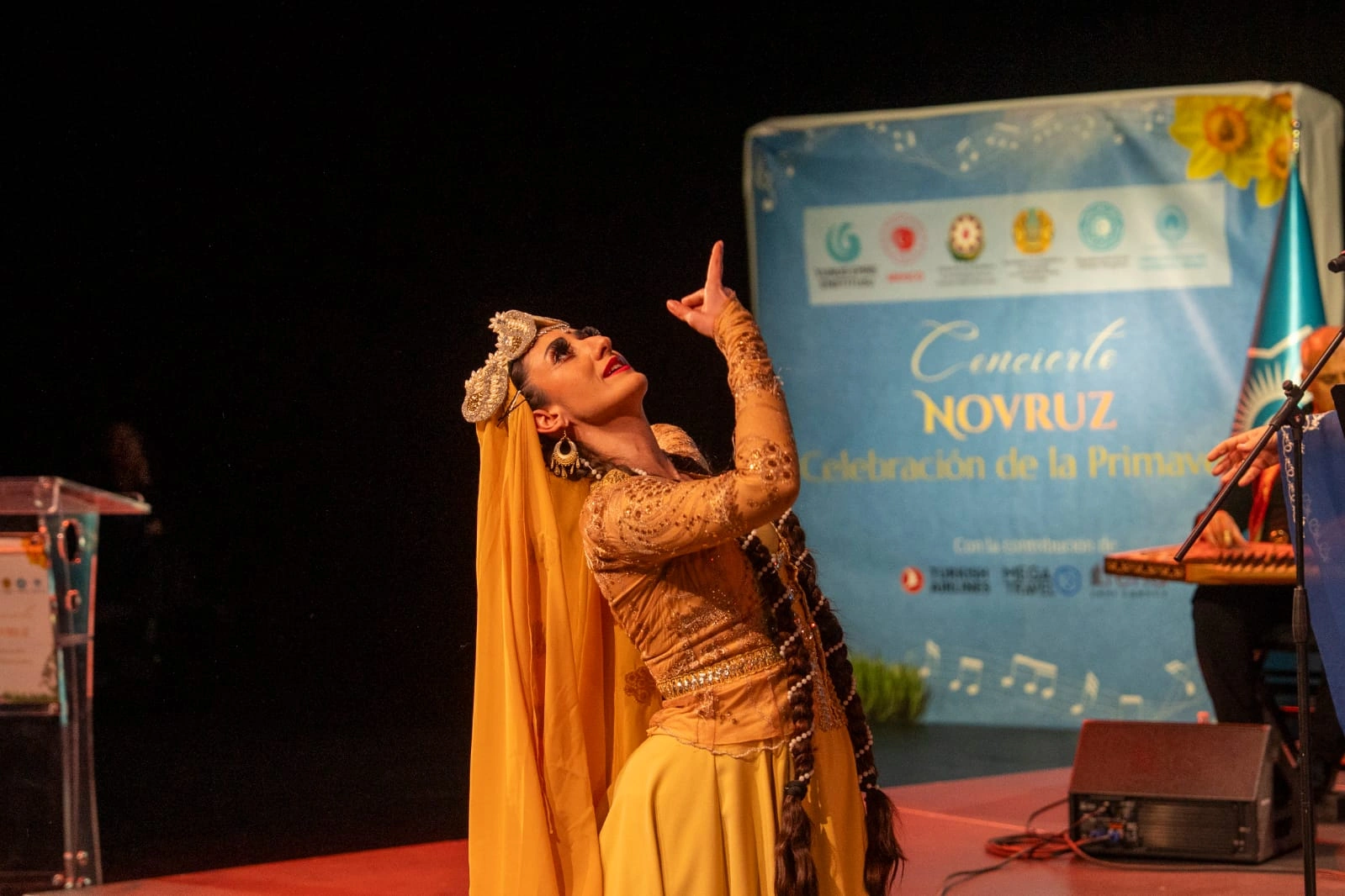 Mexico city hosts concert dedicated to Novruz holiday (PHOTO)