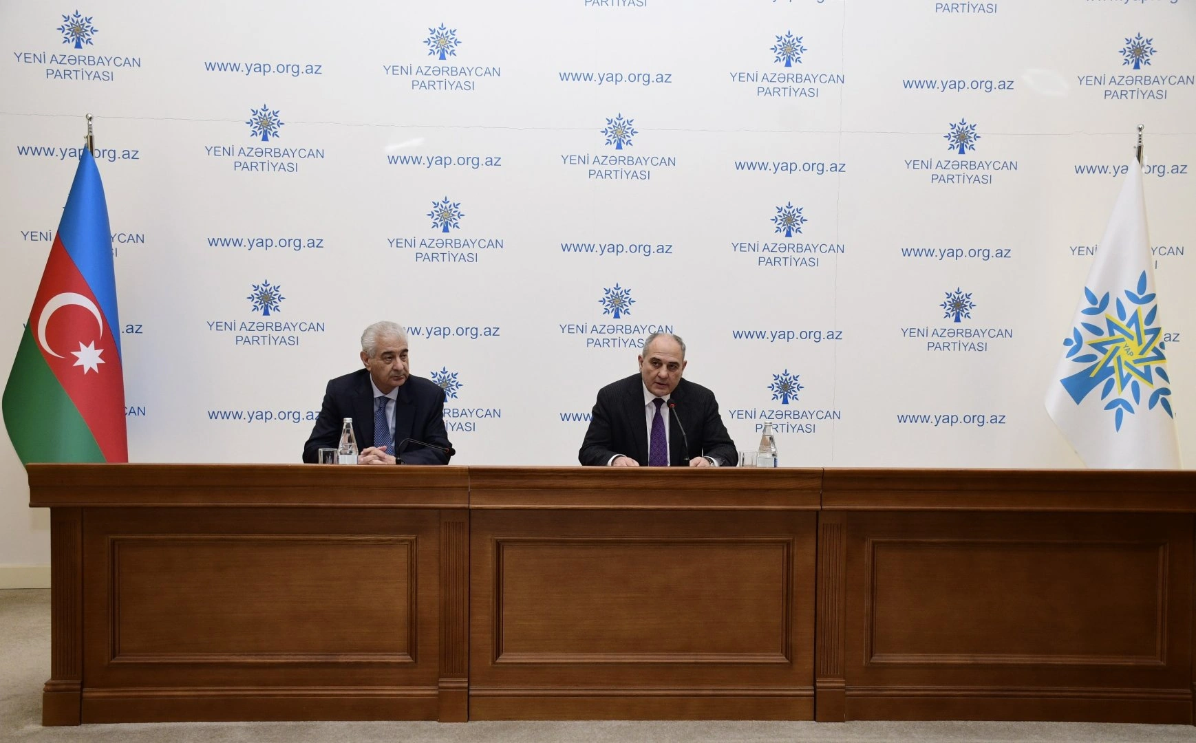 New Azerbaijan Party convenes for board meeting (PHOTO)