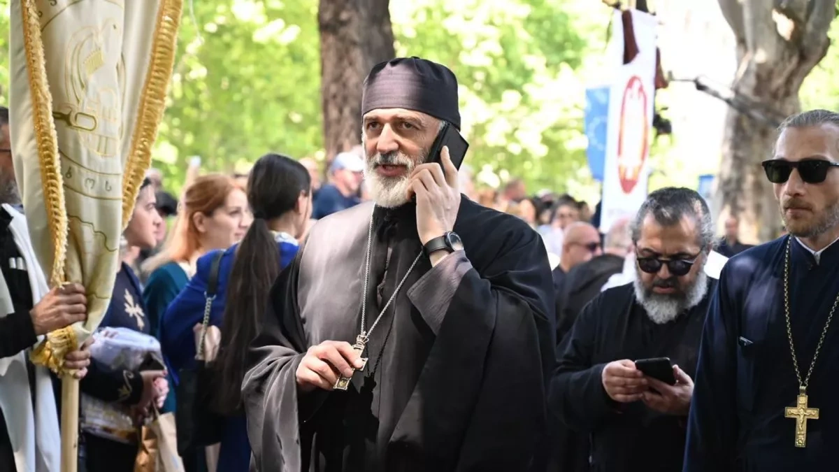 From Ilia II’s funeral to a new clash: What is behind Georgia's church controversy? Article by Vladimir Tskhvediani