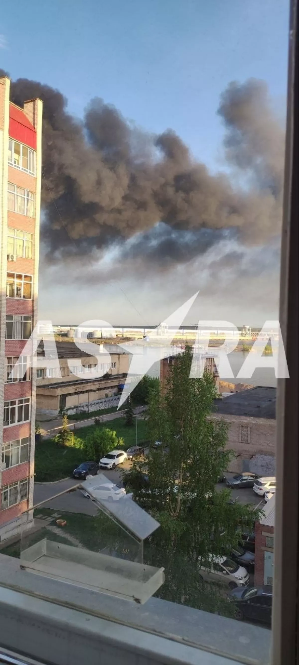 Fire engulfs 6,000-square-metre industrial site in Russia's Naberezhnye Chelny PHOTO / VIDEO