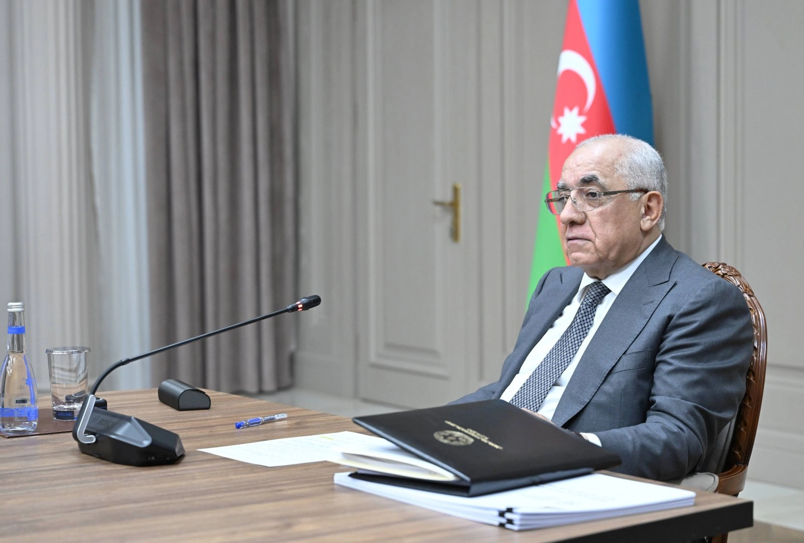 Azerbaijan's prime minister holds meeting and adopts new decision (PHOTO)