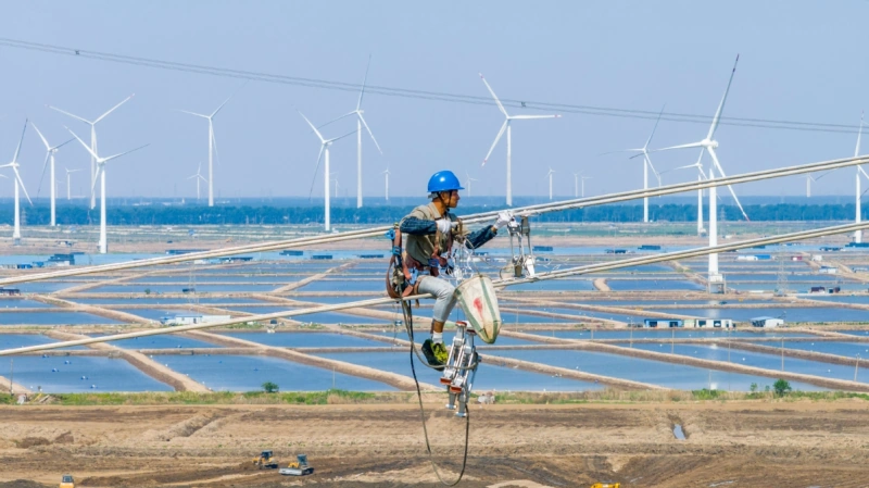 China’s renewable energy generation rises sharply in 2023-2025, IRENA says