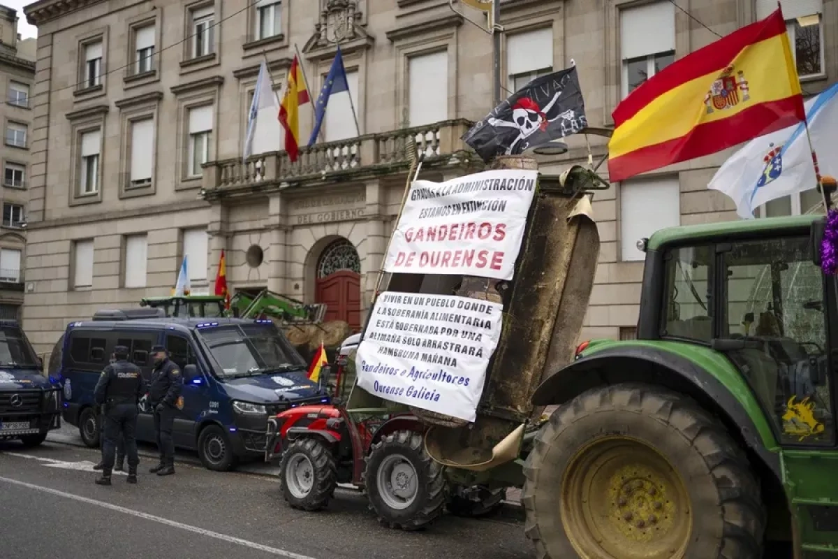 Catalan farmers block highways over EU-Mercosur trade deal