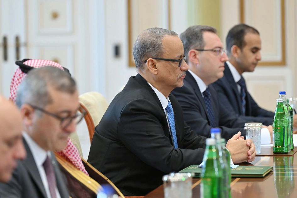 President of Azerbaijan Ilham Aliyev receives OIC Secretary-General (PHOTO)