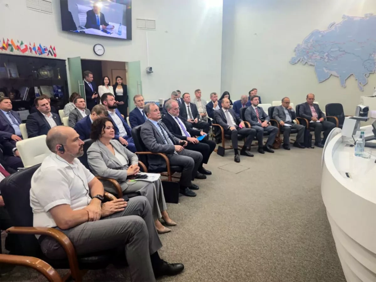 Azerbaijan, Russia explore digital future of regional rail transport PHOTO