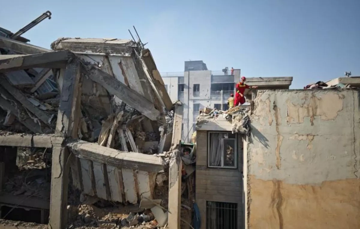 Tasnim: Israel strikes Assembly of Experts building during voting