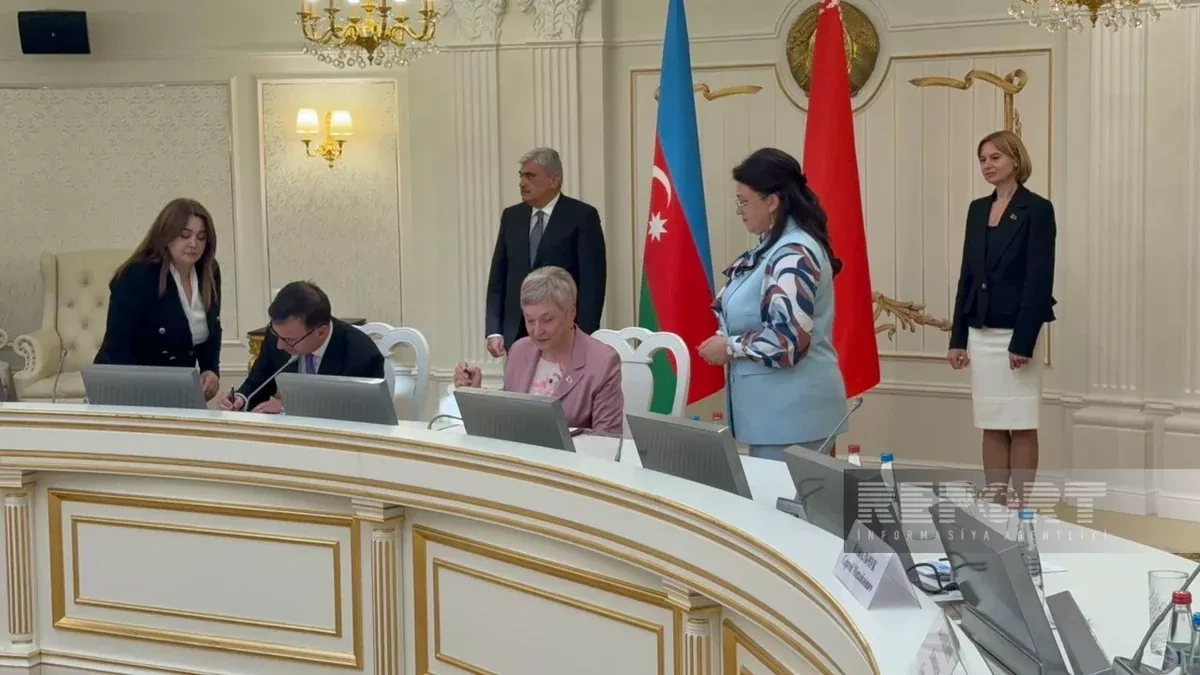 Azerbaijan, Belarus sign wide-ranging cooperation deals in Minsk PHOTO
