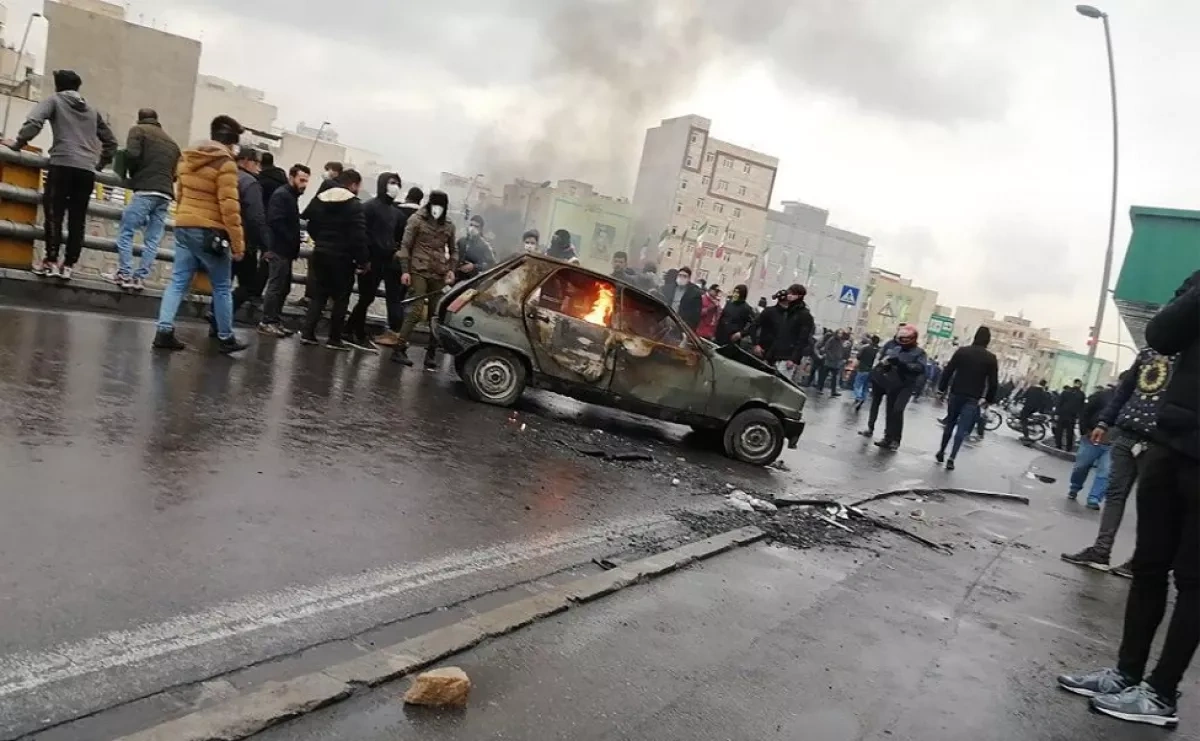 The “perfect storm” for Iran Russian journalist assesses the ongoing wave of protests