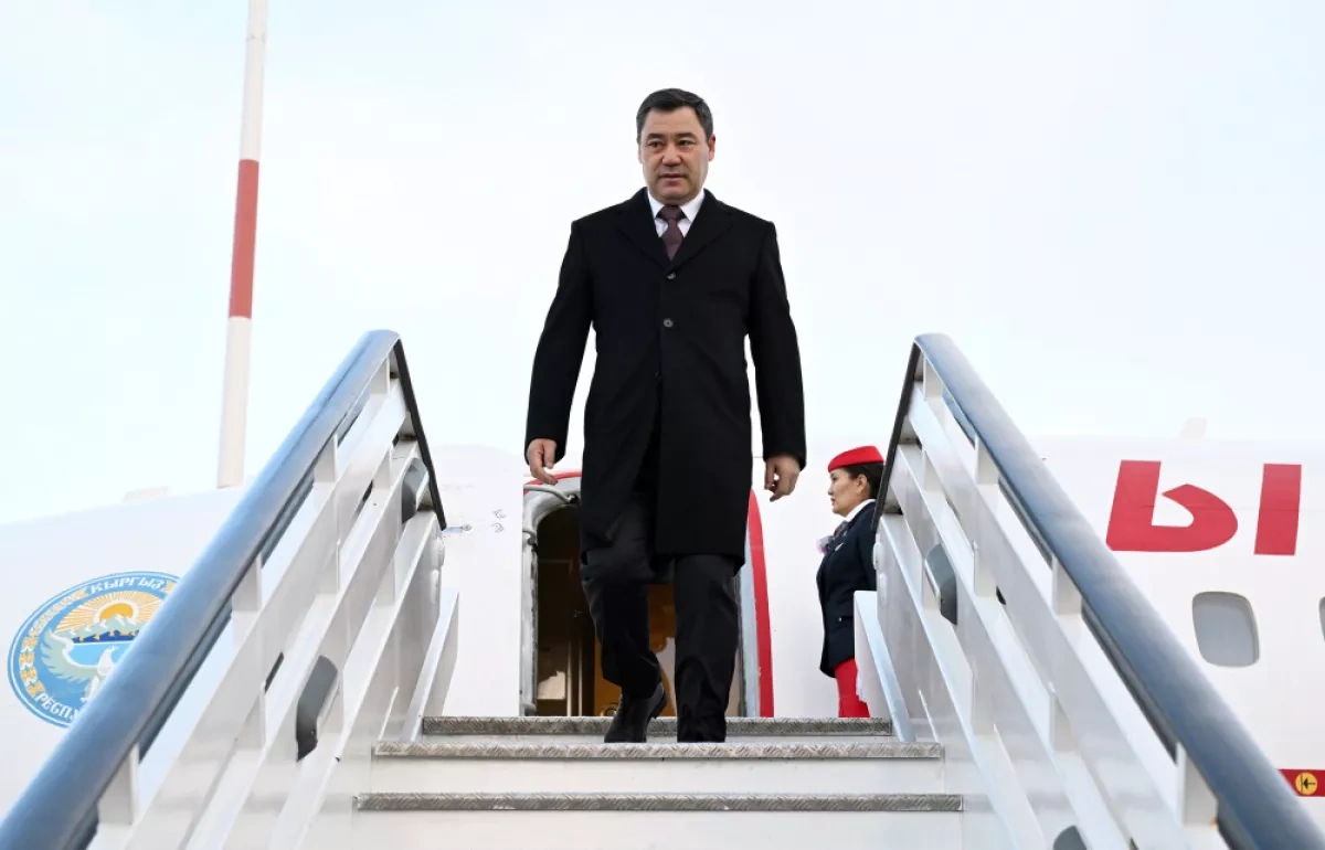 Kyrgyz president arrives in Saint Petersburg for EAEU, CIS meetings