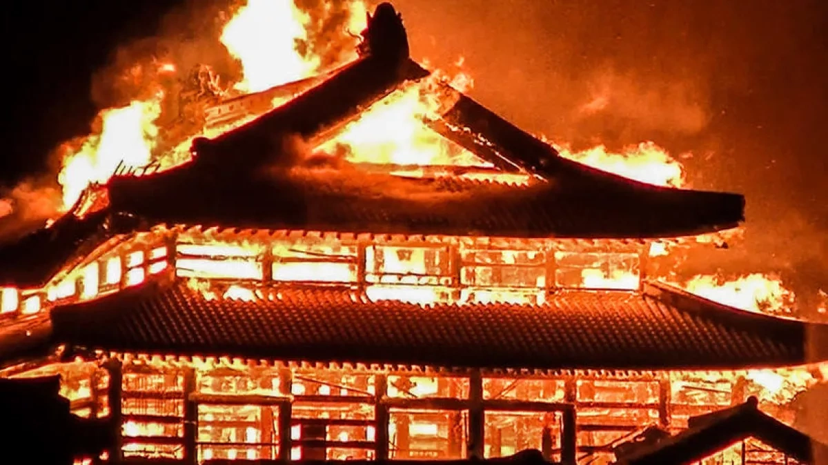 Fire destroys 1453-built temple in Japan