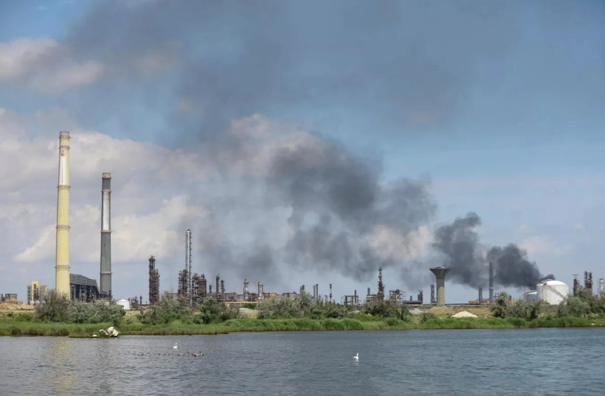 Kazakh insurer pays for damages at Romanian refinery