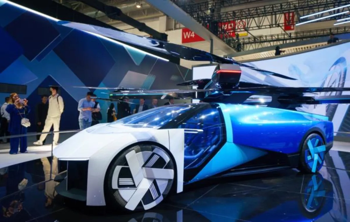 Media: China set to begin flying car passenger service by year-end