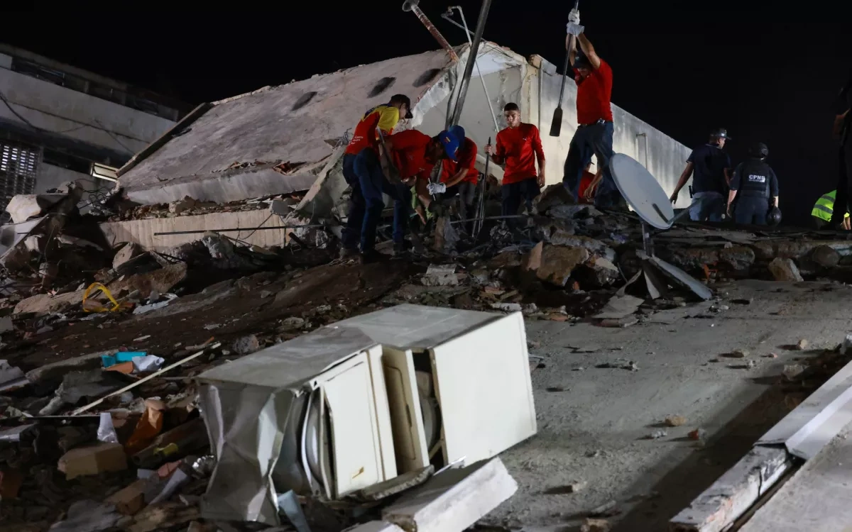 Over 4,900 dead, thousands homeless after dual Venezuela earthquakes