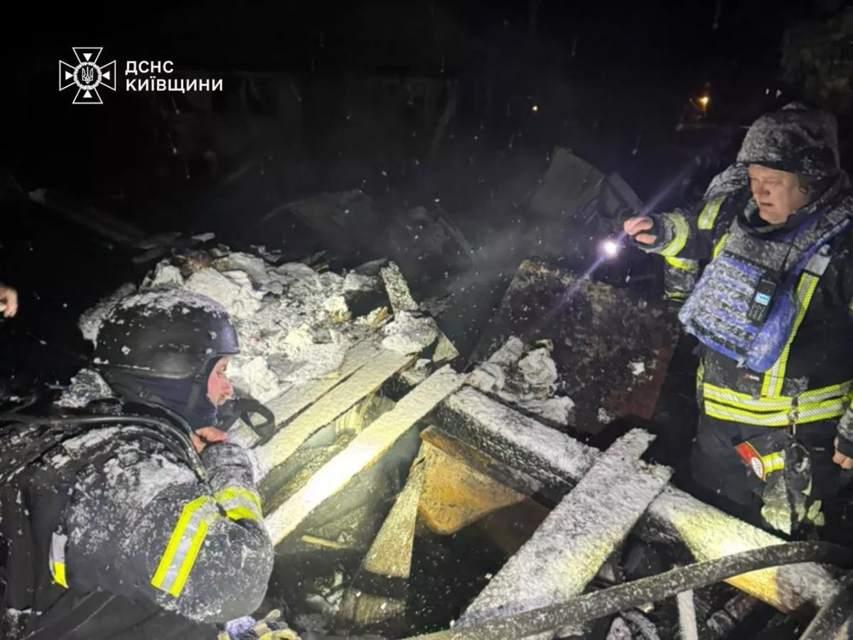 Kyiv hit by overnight strikes: Four dead, dozens injured PHOTO / VIDEO