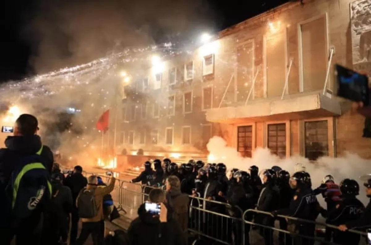 Deputy PM corruption probe sparks violent protests in Albania