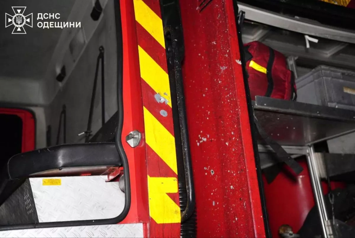 Russian missile strike on Odesa damages civilian vessel and emergency equipment photo / video