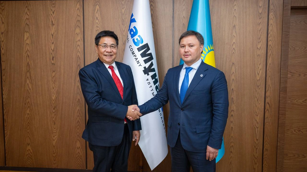 KazMunayGas, India discuss cooperation in oil and gas sector