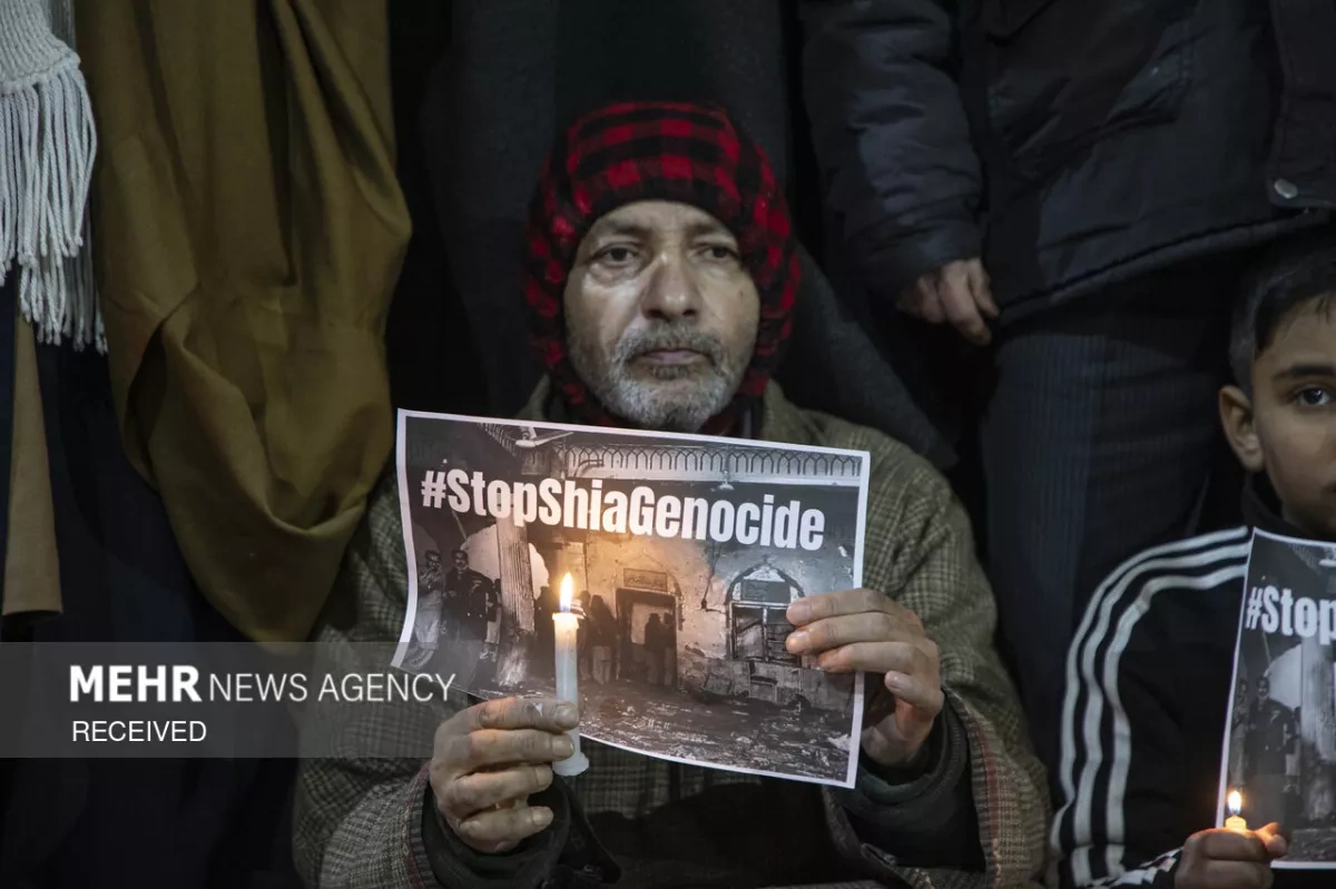 Protests erupt in Kashmir following deadly attack on Shia mosque Photo