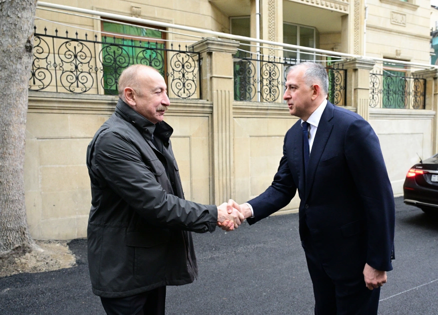President Ilham Aliyev visits Georgian Embassy in Azerbaijan and offers condolences (PHOTO)