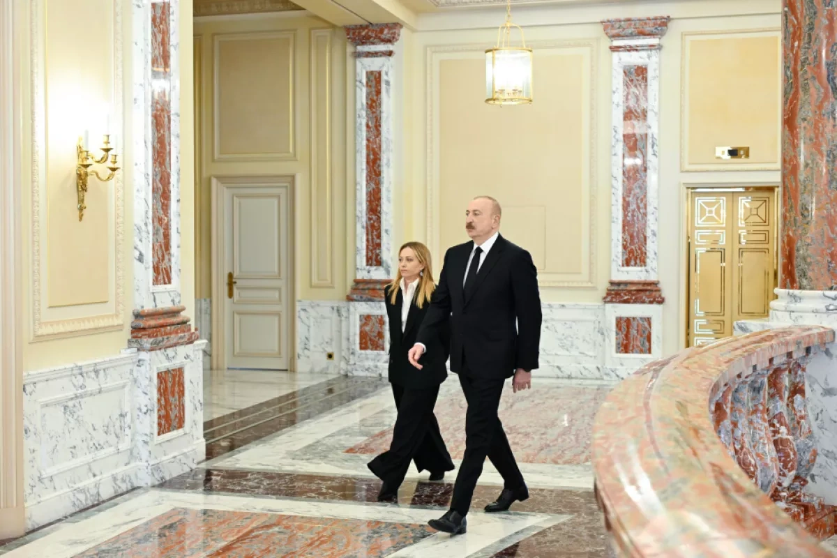 Azerbaijani president, Italian PM hold one-on-one meeting PHOTO