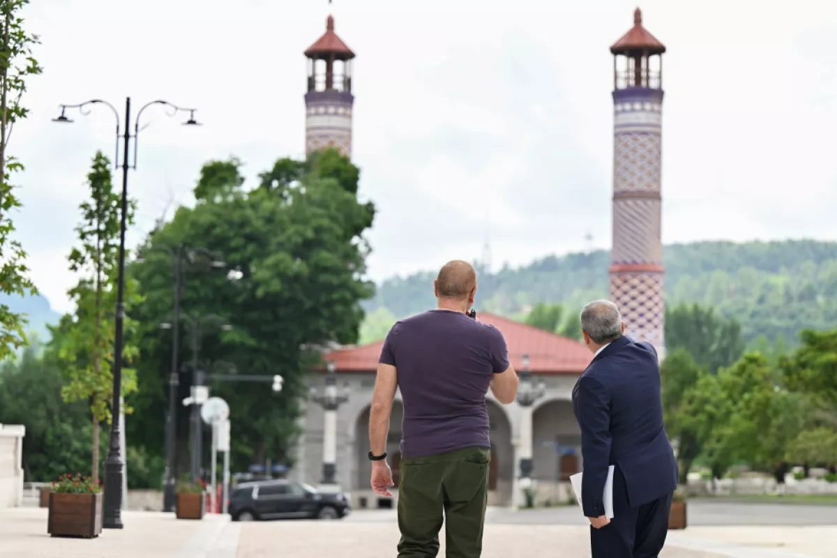 Azerbaijani president reviews construction works on Shusha's Garabagh Street PHOTO