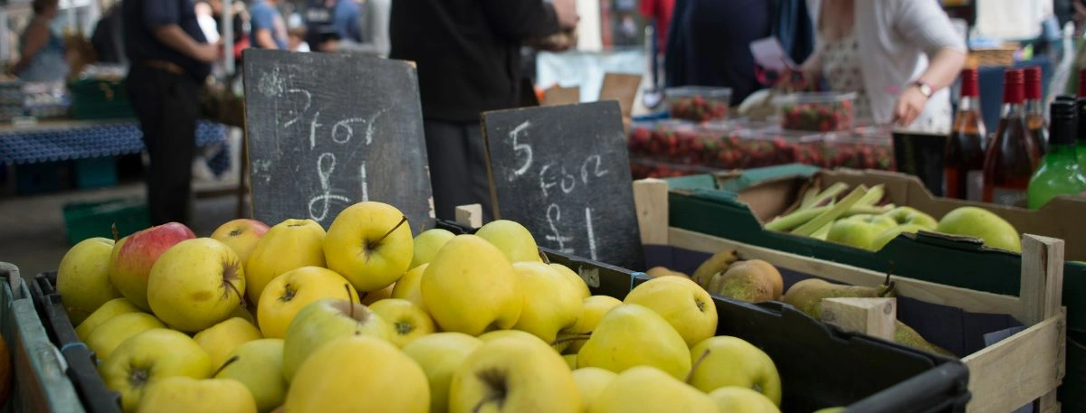 Turkmenistan cracks down on misleading advertising and street vendors